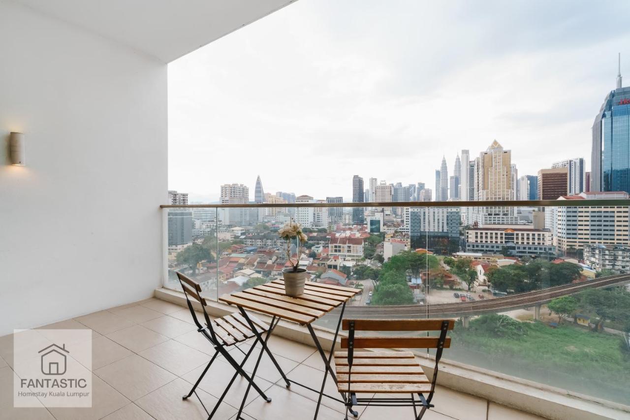 Regalia Residence @ Klcc View Sky Pool By Mc Kuala Lumpur Exterior photo